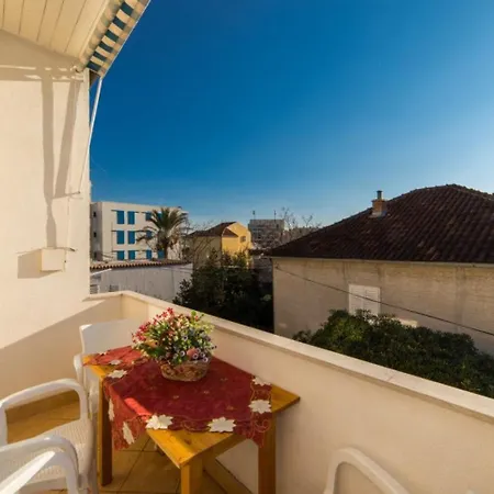 Stipe Apartament Makarska