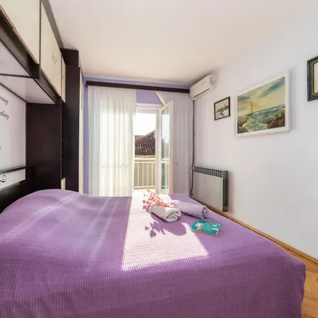 Stipe Apartment *