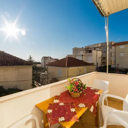 Stipe Apartament Makarska